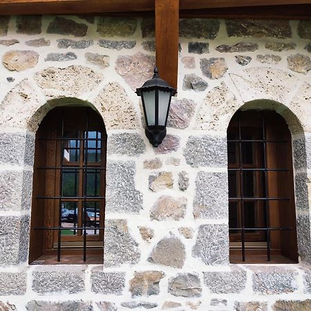 Guest Mansion, Гостински Палат Rostusa Exterior foto